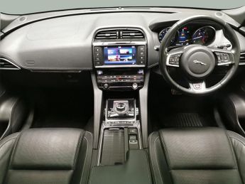 Jaguar F-PACE 3.0 D300 V6 S AWD (300 ps) - MERIDIAN AUDIO - NAV - HEATED SEATS