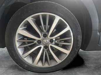 Vauxhall Crossland X 1.2 Turbo Griffin (130 ps) - SPEED LIMIT RECOG - 17IN ALLOYS - A