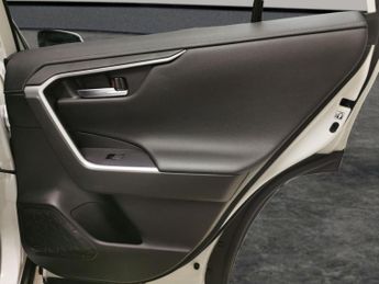 Toyota RAV4 2.5 VVT-h GPF Design CVT 4WD (222 ps) - LED - REVERSE CAM - NAV