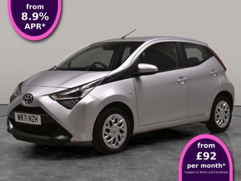 Toyota AYGO 1.0 VVT-i x-play (71 ps) - APPLE CARPLAY - BLUETOOTH - AIR CON