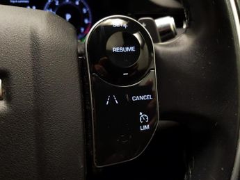 Land Rover Discovery Sport 1.5 P300e 12.2kWh R-Dynamic SE Plug-in 4WD (309 ps) - CARPLAY