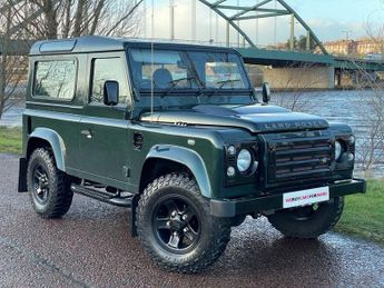 Land Rover Defender 2.4 90 XS STATION WAGON 3d 122 BHP
