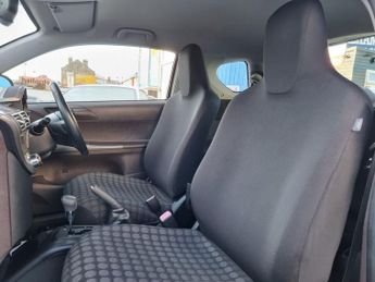 TOYOTA IQ  1.0 AUTOMATIC  VVT-I IQ2 3d 68 BHP