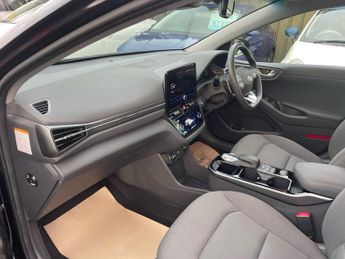 HYUNDAI IONIQ 0.0 PREMIUM 5d 135 BHP