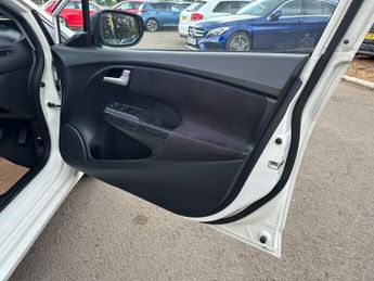 HONDA INSIGHT 1.3 IMA HX 5d 100 BHP