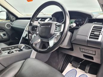 LAND ROVER DISCOVERY 3.0 SE MHEV 5d AUTO 296 BHP