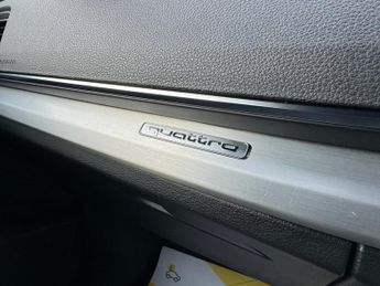 AUDI Q5 2.0L TDI QUATTRO S LINE 5d 188 BHP