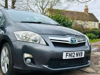 TOYOTA AURIS 1.8 T4 5d AUTOMATIC 99 BHP