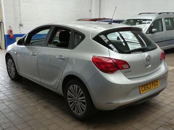 VAUXHALL ASTRA 1.7 ENERGY CDTI 5d 108 BHP