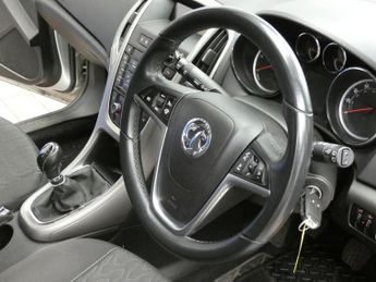 VAUXHALL ASTRA 1.7 ENERGY CDTI 5d 108 BHP