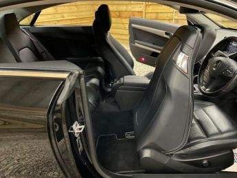 MERCEDES-BENZ E-CLASS 1.8 E200 CGI BLUEEFFICIENCY SE 2d 184 BHP