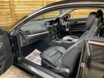 MERCEDES-BENZ E-CLASS 1.8 E200 CGI BLUEEFFICIENCY SE 2d 184 BHP