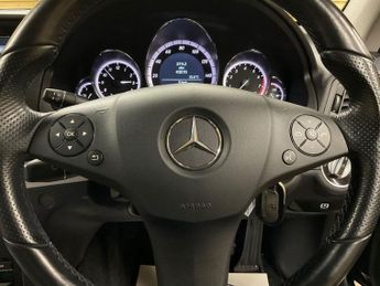 MERCEDES-BENZ E-CLASS 1.8 E200 CGI BLUEEFFICIENCY SE 2d 184 BHP