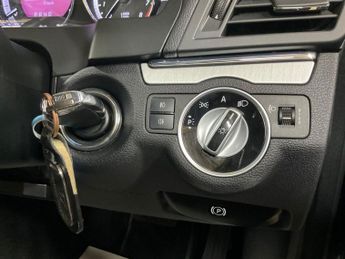 MERCEDES-BENZ E-CLASS 1.8 E200 CGI BLUEEFFICIENCY SE 2d 184 BHP