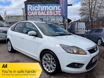 Ford Focus 1.6 ZETEC 5d 99 BHP