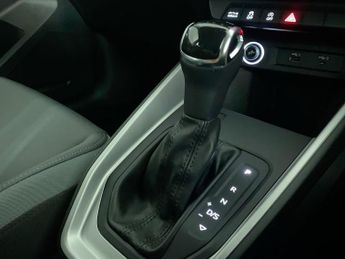 AUDI A1 1.5 SPORTBACK TFSI SPORT 5d AUTO 148 BHP