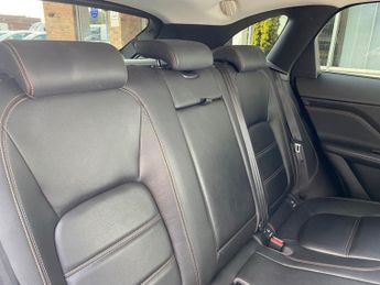 JAGUAR F-PACE 2.0 PRESTIGE AWD 5dr