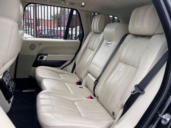 LAND ROVER RANGE ROVER 3.0 TD V6 Autobiography SUV 5dr Diesel Auto 4WD Euro 5 (s/s) (25