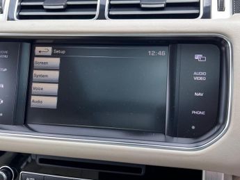 LAND ROVER RANGE ROVER 3.0 TD V6 Autobiography SUV 5dr Diesel Auto 4WD Euro 5 (s/s) (25