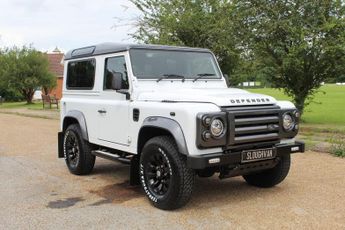 Land Rover Defender 2.2 TD XS STATION WAGON 3d 122 BHP