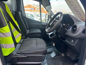 MERCEDES-BENZ SPRINTER RECOVERY TRUCK LWB AUTOMATIC 314 140 BHP 