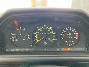 MERCEDES-BENZ E-CLASS 2.2 E220 2d AUTO 150 BHP