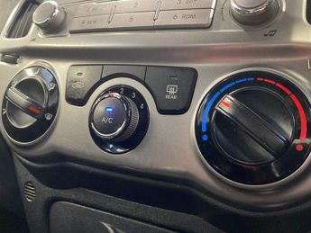 HYUNDAI I20 1.1 CRDI ACTIVE 5d 74 BHP