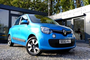 Renault Twingo 1.0 PLAY SCE 5d 70 BHP