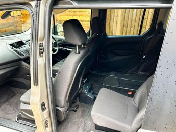 FORD TOURNEO CONNECT 3 Seat Auto Wheelchair Accessible Disabled Access Ramp Car