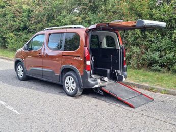 Peugeot Rifter 3 Seat Wheelchair Accessible Disabled Access Ramp Car