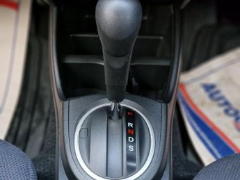 HONDA JAZZ 1.3 I-VTEC ES 5d 98 BHP