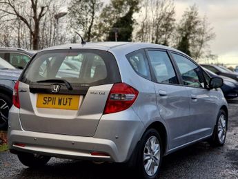HONDA JAZZ 1.3 I-VTEC ES 5d 98 BHP