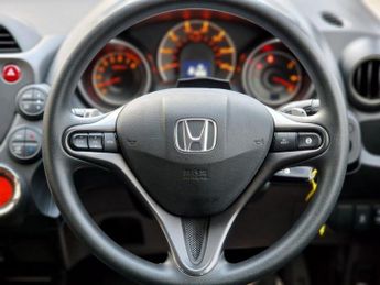 HONDA JAZZ 1.3 I-VTEC ES 5d 98 BHP