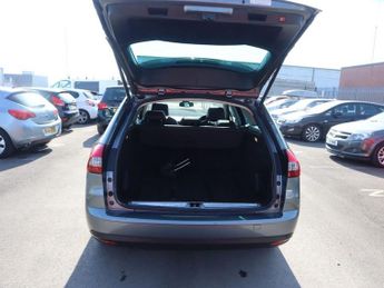 CITROEN C5 2.0 EXCLUSIVE HDI 5d 160 BHP