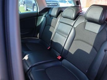 CITROEN C5 2.0 EXCLUSIVE HDI 5d 160 BHP