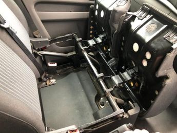 FORD TRANSIT CUSTOM 2.0 300 BASE P/V L1 H1 104 BHP