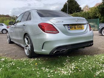 MERCEDES-BENZ C-CLASS 4.0 AMG C 63 4d 469 BHP