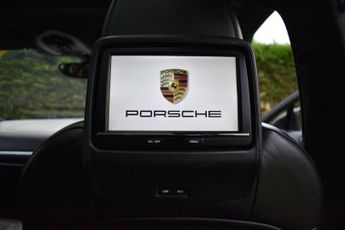 PORSCHE CAYENNE 3.0h V6 S SUV 5dr Petrol Hybrid TiptronicS 4WD Euro 5 (s/s) (380