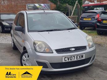 Ford Fiesta 1.2 STYLE CLIMATE 16V 3d 78 BHP