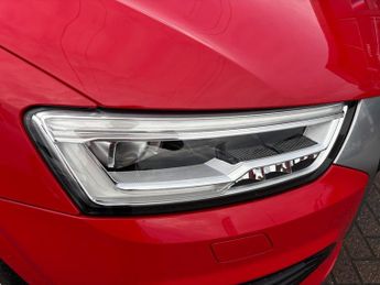 AUDI Q3 2.0 TFSI QUATTRO S LINE PLUS 5d 178 BHP
