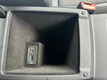 VOLKSWAGEN PASSAT ESTATE 1.6 TDi GT DSG