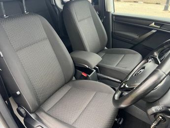 VOLKSWAGEN CADDY MAXI LIFE C20 DIESE 2.0 C20 LIFE TDI 5d 101 BHP