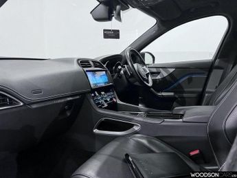JAGUAR F-PACE 2.0 R-SPORT AWD 5d 238 BHP