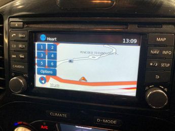 NISSAN JUKE 1.6 ACENTA PREMIUM 5d 117 BHP
