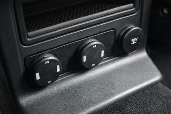 JAGUAR F-PACE 2.0 R-SPORT AWD 5d 178 BHP