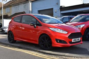 Ford Fiesta 1.0 ZETEC S RED EDITION 3d 139 BHP