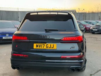 AUDI Q7 4.0 SQ7 TDI QUATTRO 5d 429 BHP