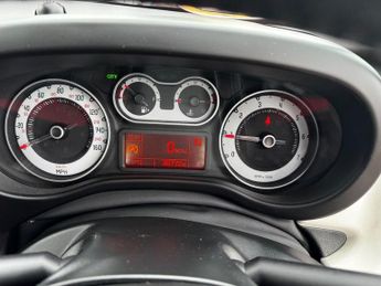 FIAT 500L 1.2 MULTIJET POP STAR DUALOGIC 5d 85 BHP