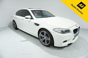 BMW M5 4.4 M5 4d 553 BHP