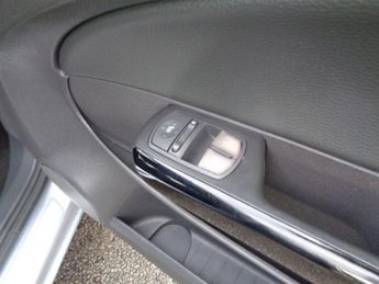 VAUXHALL CORSA 1.4 DESIGN 16V TWINPORT 5d 90 BHP